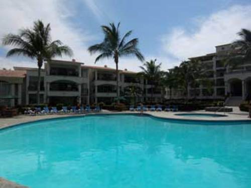 Condo Marina Grand Picture 23 - 100 9024