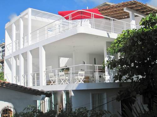 House view/Three Floors