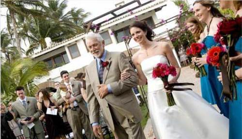 Villa Encanto Picture 28 - Kl---walking-down-the-aisle