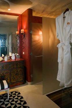 Villa Koi Picture 34 - Robe