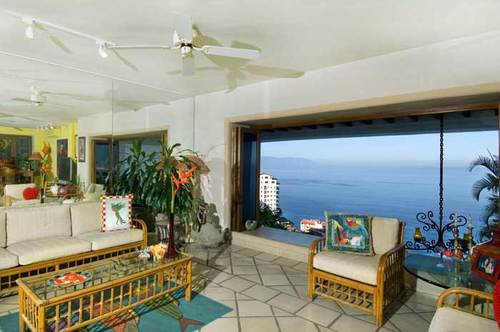 Villa La Casita Picture 7 - Master lounge