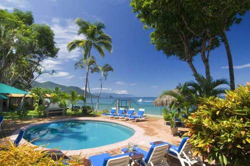 Villa Macumba Picture 12 - Pool vista 1