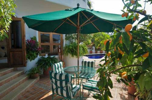 Villa Montana Picture 13 - A-orange tree op 760x503