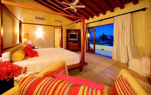 Villa Paraiso Picture 14 - Cp mastersideview