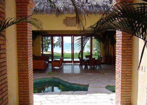 Villa Romance Picture 4 - Entrance