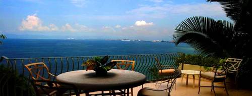 Villa Verano Beachhouse Picture 2 - Dining-view-wide